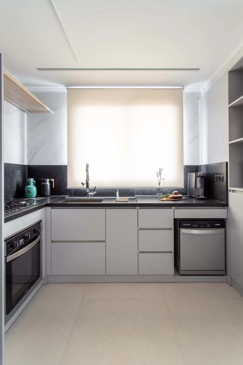 Cozinha L1001 by Concreta Arquitetura & Interiores - Depois 02